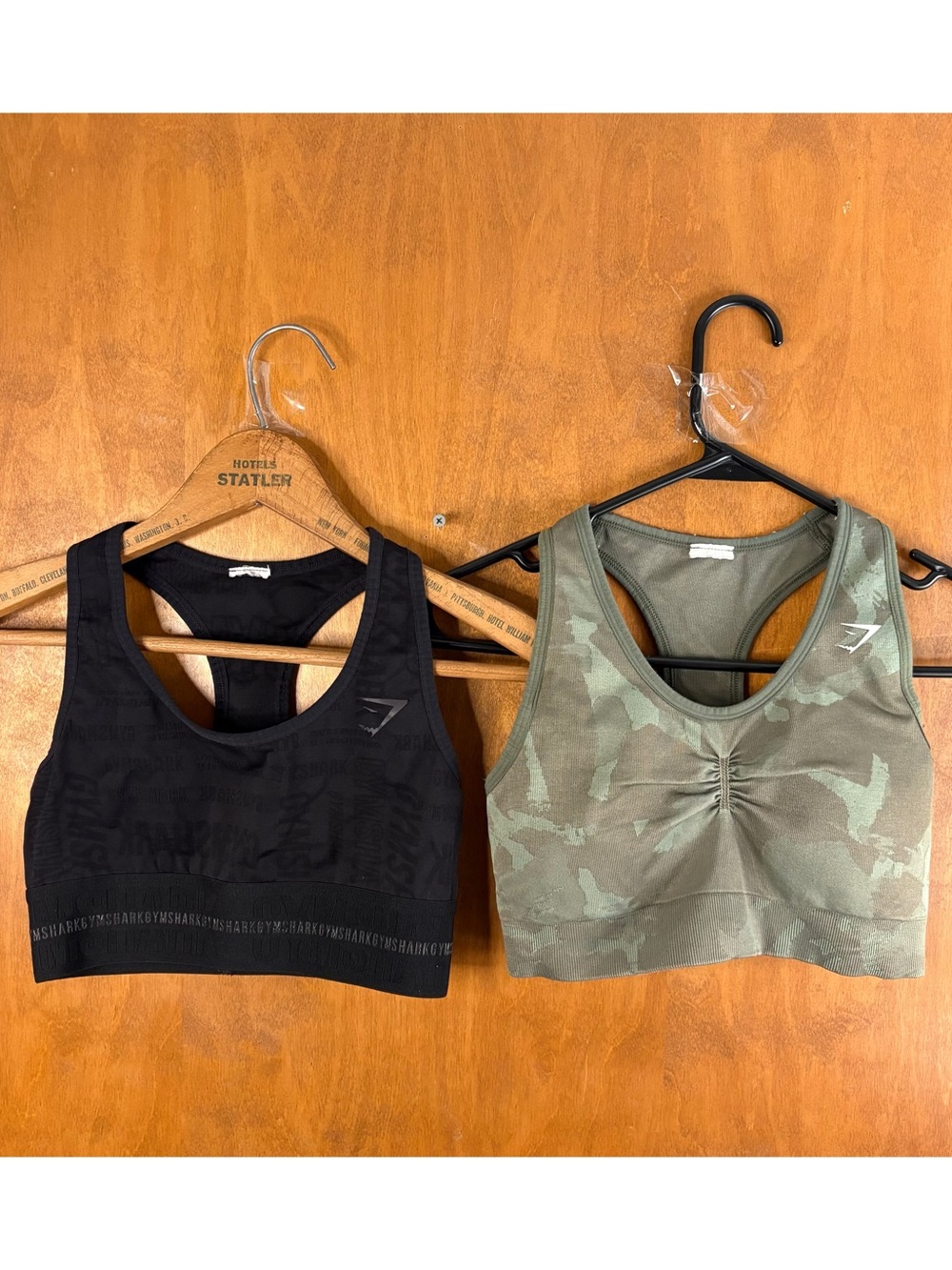 Gymshark Set Of 2 Sports Bra Bralette Black Vision Adapt Camo Workout Hiking Gym